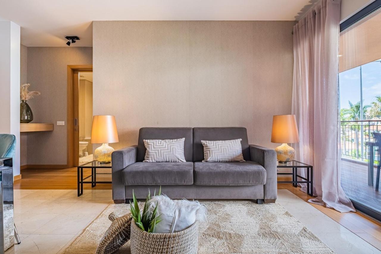 Living Funchal By Madeira Sun Travel Apartamento Exterior foto